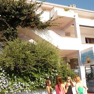 Biriola Ecoresort Aparthotel